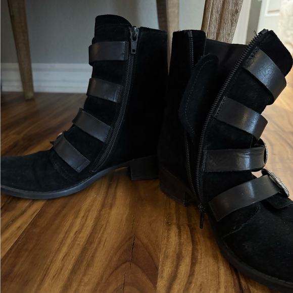 Freebird buckle boot - Picture 2 of 5